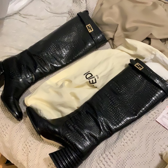 Fendi crocodile knee high boots size 41 - Picture 8 of 11